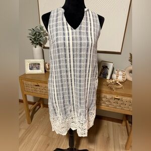 Striped Sleeveless Dress with Lace Hem Size 4